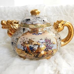 Satsuma tea pot